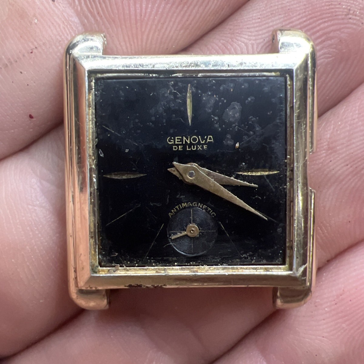 Vintage Genova De Luxe Gold Mechanical Wristwatch Watch
