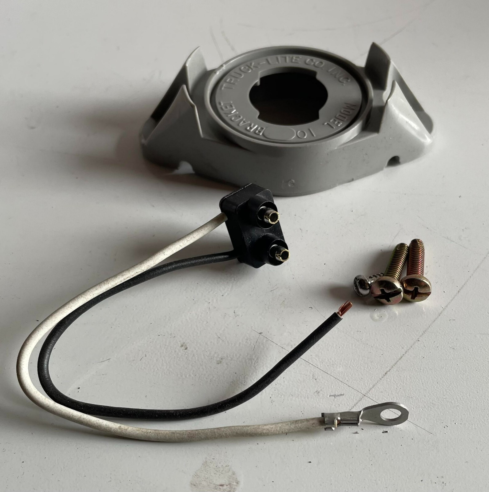 Truck-Lite 10410 Bracket Mount Kit Cam Polycarbonate Gray for sale ...