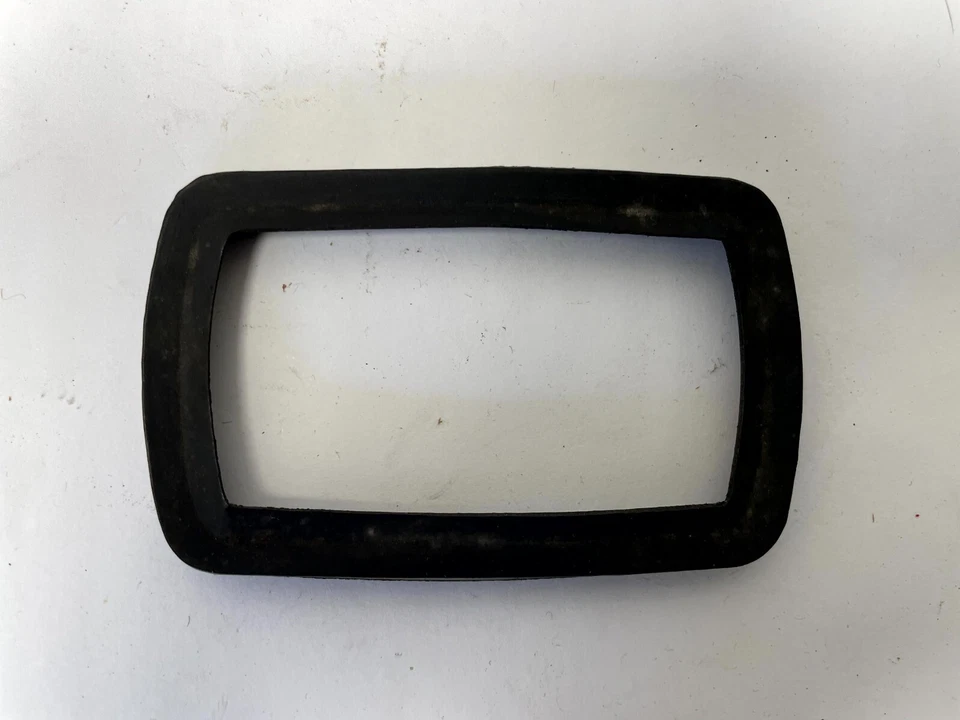 1940 Plymouth P9 P10 Deluxe Road King Tail Light Lamp Lens Gasket 854766 NOS. - Image 4 of 4