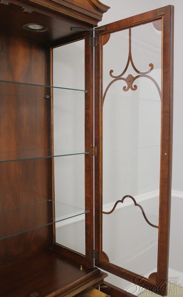 L56356EC: BAKER vitrina china con incrustaciones de nogal 2 puertas Foto 4 de 4