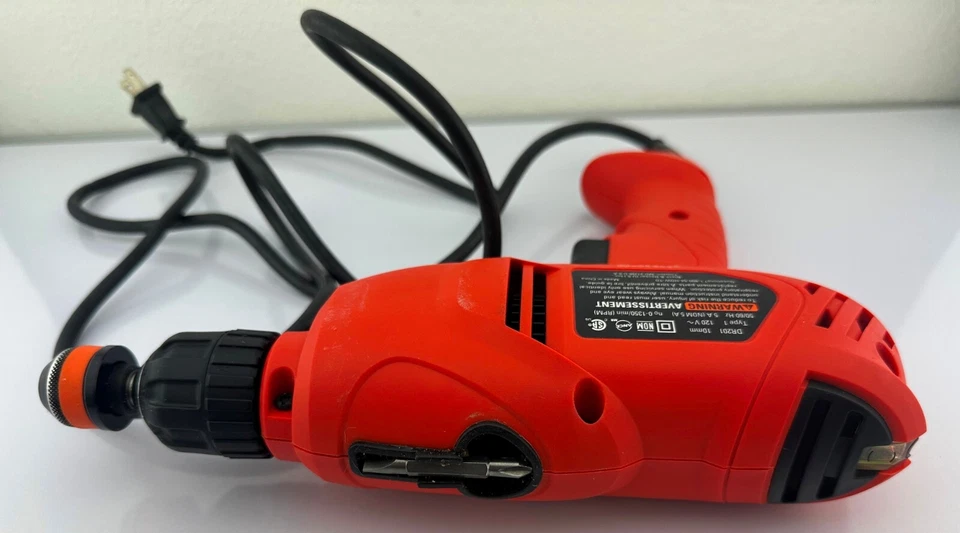 Black & Decker DR201 3/8" (10mm) Chuck Corded Drill Variable Speed. Tested - Image 4 of 4