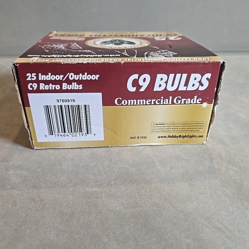 Holiday Bright Lights BU25C9X3-TGRA 130V 7W C9 Green Christmas Bulbs 1" 25 Count - Picture 4 of 5