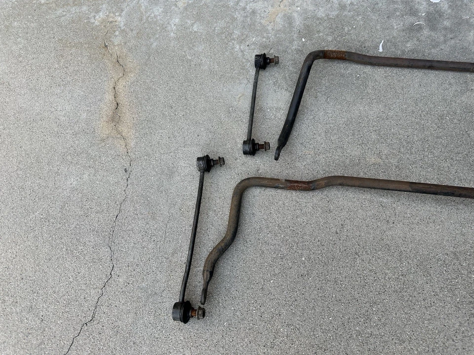 Barras estabilizadoras Toyota MR2 OEM con eslabones finales 1991-1995 Foto 3 de 4