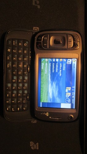 Smartphone HTC P4550 / TyTN 2 Pro Globe 3G - Noir très rare Windows Mobile - Photo 9 sur 19