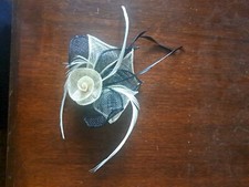 Image of Clip Sinamay Fascinator