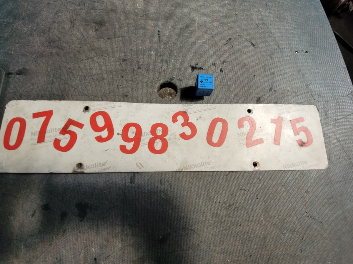 VIVARO TRAFIC NV300 2014 - 2019 4-PIN BLUE RELAY 252301716R | eBay