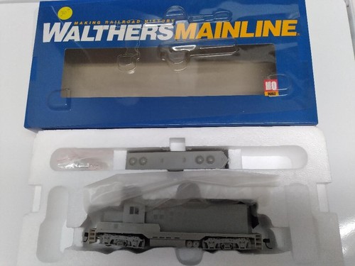 Walthers Mainline GP9 Ph2 Undecorated. DCC Ready | eBay