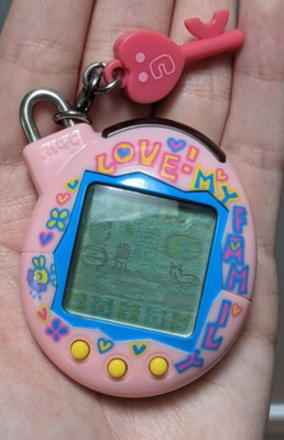 Tamagotchi Familitchi Version 5 Love My Family - Bandai 2004