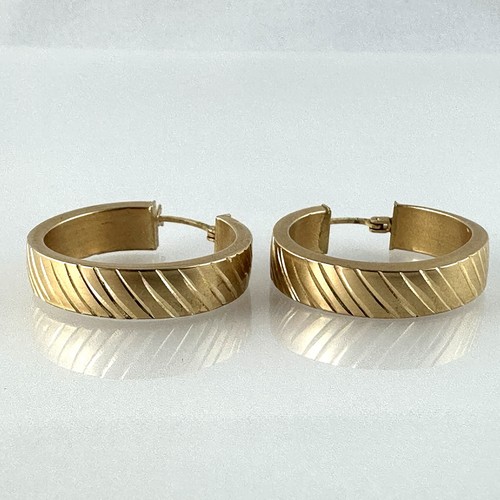 Real 14K Solid Yellow Gold Shiny Twisted Oval Hinged Hoop Earrings 3.5 Grams - Picture 4 of 9