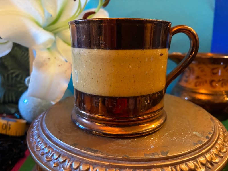 GORGEOUS 1800s ANTIQUE ENGLISH COPPER LUSTERWARE CUP No Chips-absoulutey LOVELY!