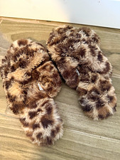 Secret Treasures Women s Size 9 Slip-On Faux Fur Lined Leopard Slippers