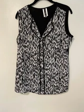 Rendezvous Women Top Sz XL Sleeveless black and white contrast trim solid black