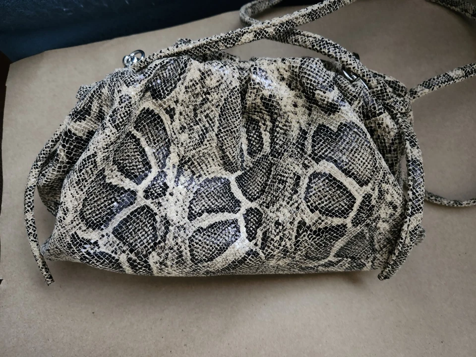 NUEVO CON ETIQUETAS EXPRESS SOFT Bolsa con Correa de Cadena Estampado de Serpiente Bolso Fitón Cartera Bolso Holgado LO ÚLTIMO Foto 4 de 4
