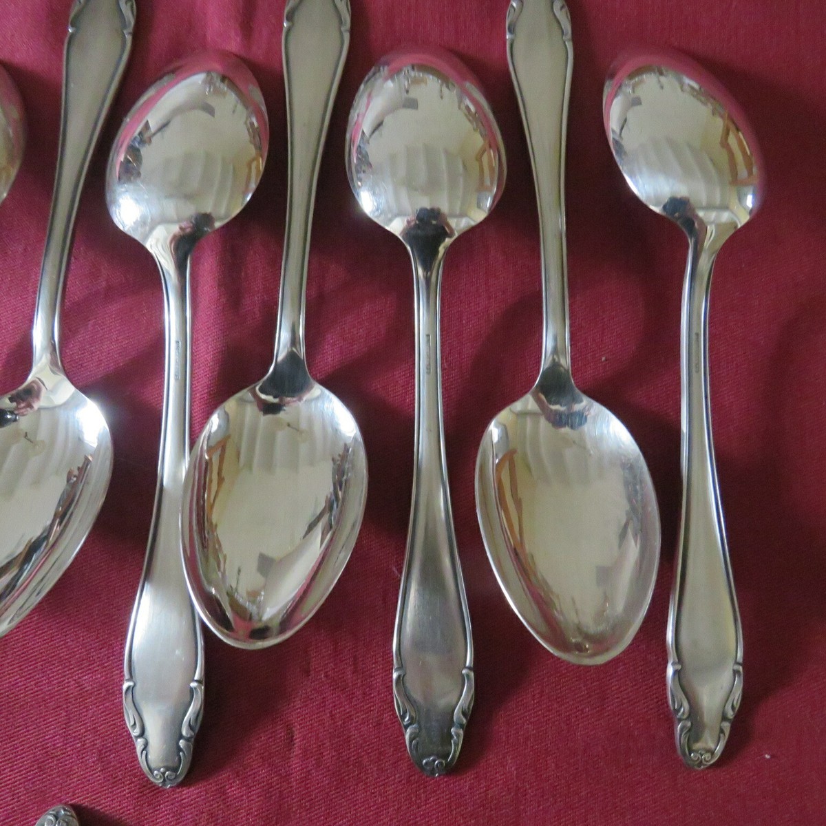 12 Couverts à Entremet Style Lxv Napoléon III Argent Miner
