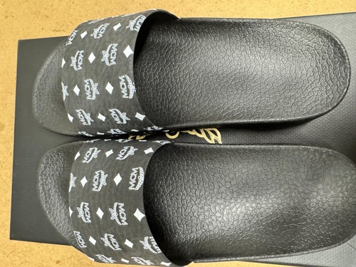 New! MCM Woman’s Visetis Monogram Logo Print Rubber Slides Black US 8 Runs Small - Picture 4 of 9