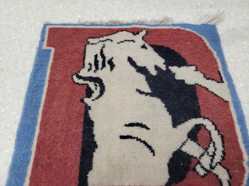 Vintage Hand Woven Folk Art Wool Wall Rug 1976 Denver Broncos NFL football hook - Picture 5 of 7