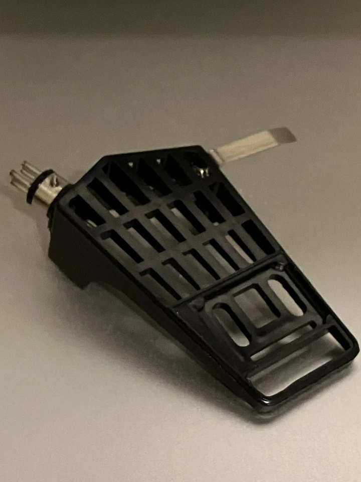 Thorens compatible TP 60 Headshell and badge for TD 145 160 165 166 turntables - Image 2 of 4