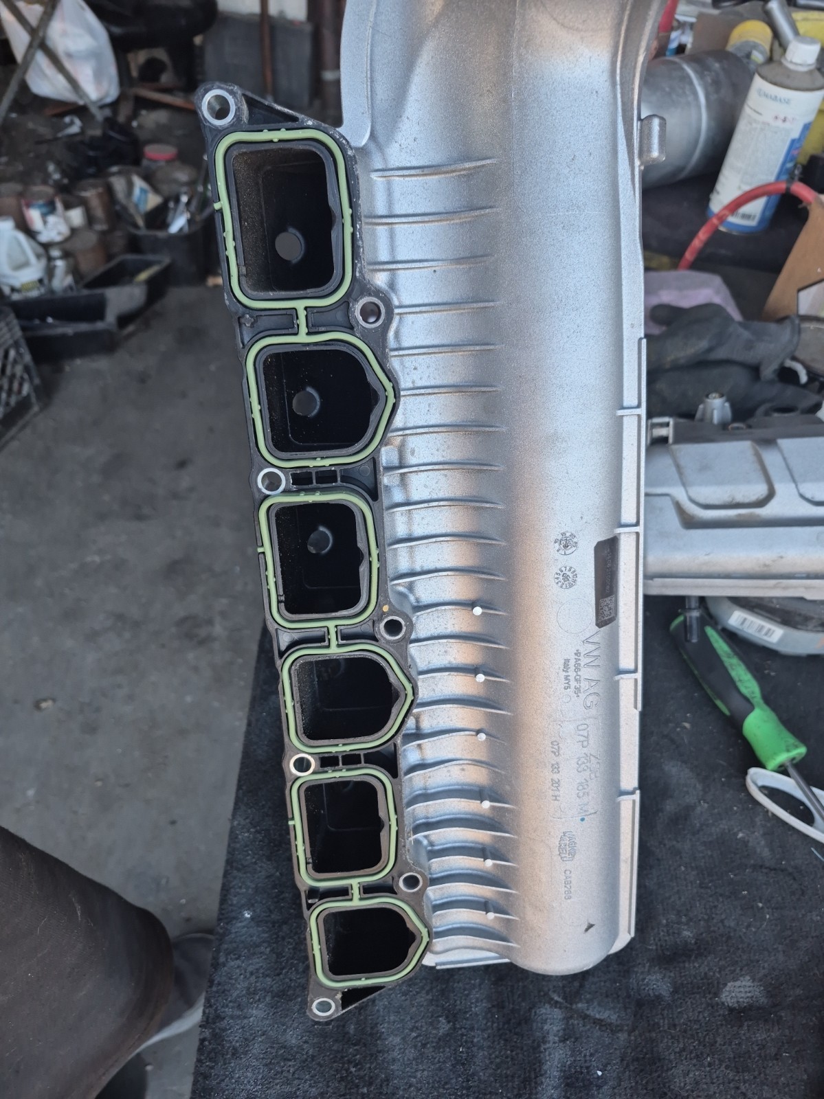 Bentley Flying Spur Left Intake manifold P/N 07P133185M