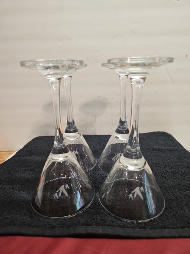 Set Of 4 Grey Goose Martini/Cocktail Glasses Pre-owned - Picture 6 of 10