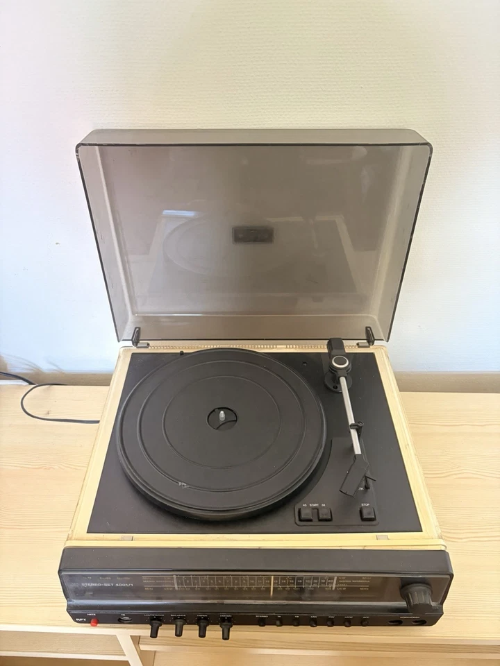 Robotron RFT Stereo Set 4001/1 Receiver mit Plattenspieler - Bild 2 von 3