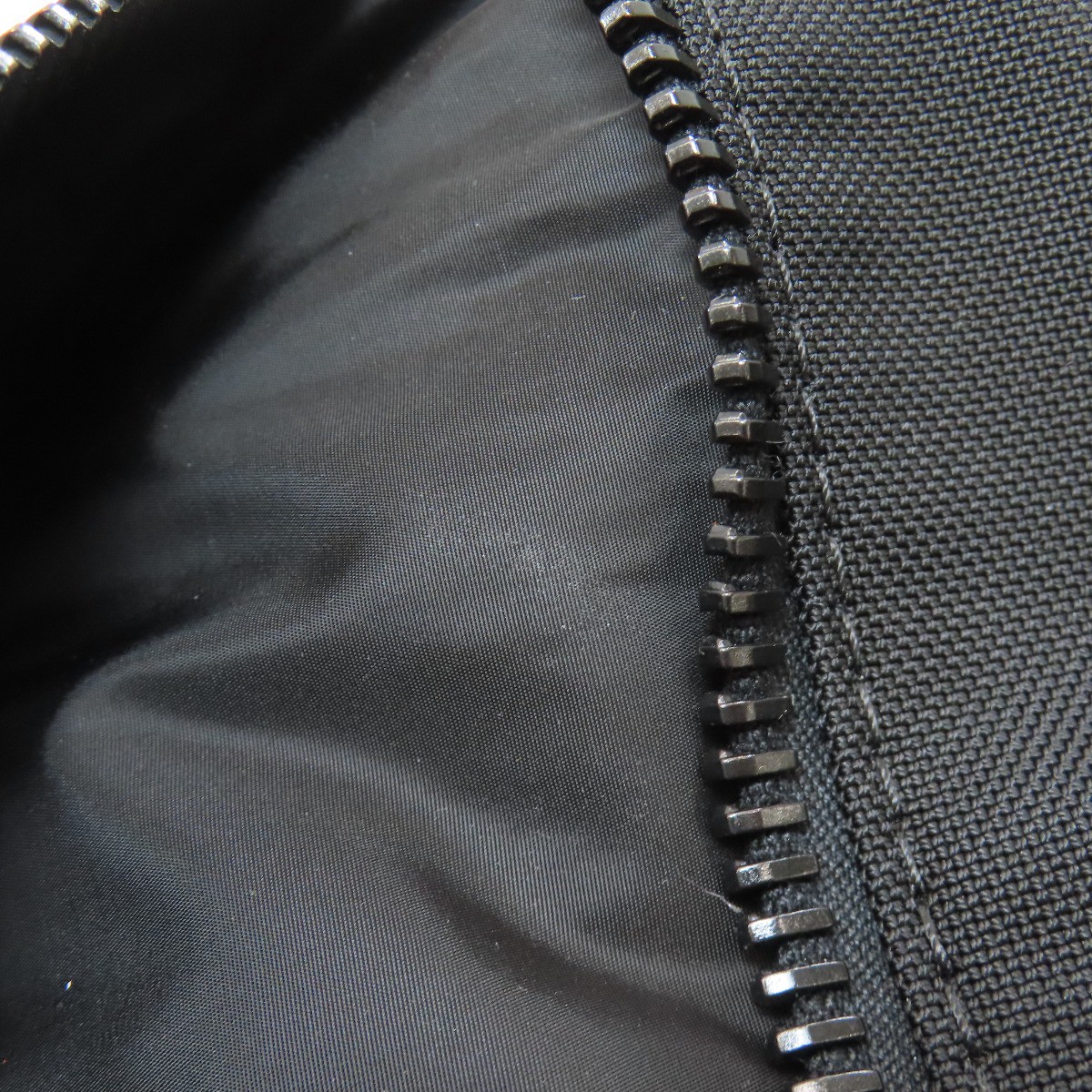 MONCLER  logo body bag Nylon  Ladies [Used] thumbnail 12