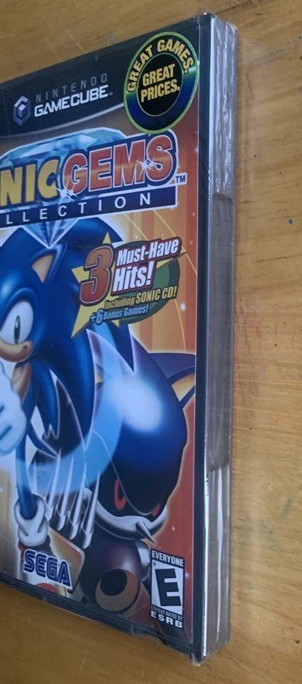 NEW! Sonic Gems Collection Nintendo GameCube 3 must-have hits Tear in shrinkwrap - Image 2 of 4