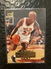 Fleer 1995-96 Ultra Michael Jordan #25 Chicago Bulls NBA Basketball Card