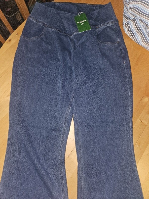 NWT Halara Women's Stretch High-Waisted Crossover Flare Jeans 1X Med Blue 
