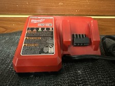 MILWAUKEE 48-59-1812 18V 12V M12 / M18 LITHIUM ION BATTERY CHARGER lot of 2