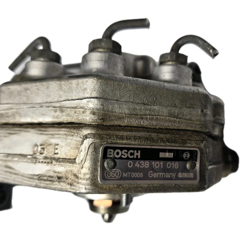 MERCEDES SL R129 500SL 1990-1992 DISTRIBUIDOR INYECCIÓN COMBUSTIBLE 0438101016 M119 Foto 4 de 4