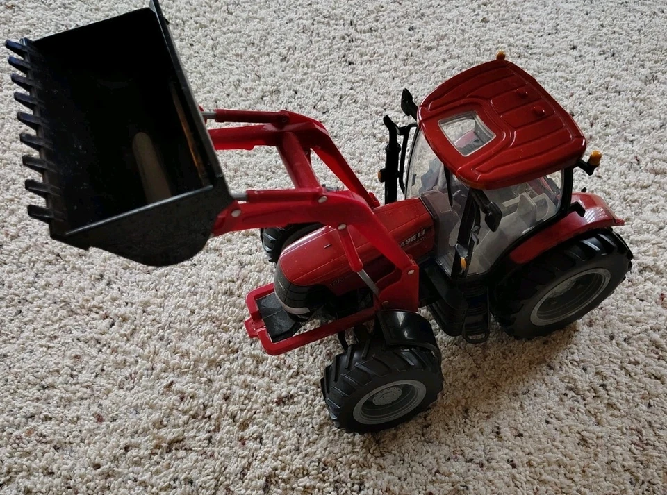 1/16 Big Farm Case IH Puma 195 Tractor with Loader By Ertl- Sku RR465 - Image 4 of 4