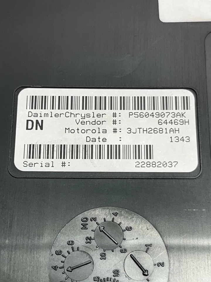Dodge Durango 2001-2003 unidad de módulo de sincronización central CTU OEM BCM ALARMA P56049073AK Foto 2 de 4