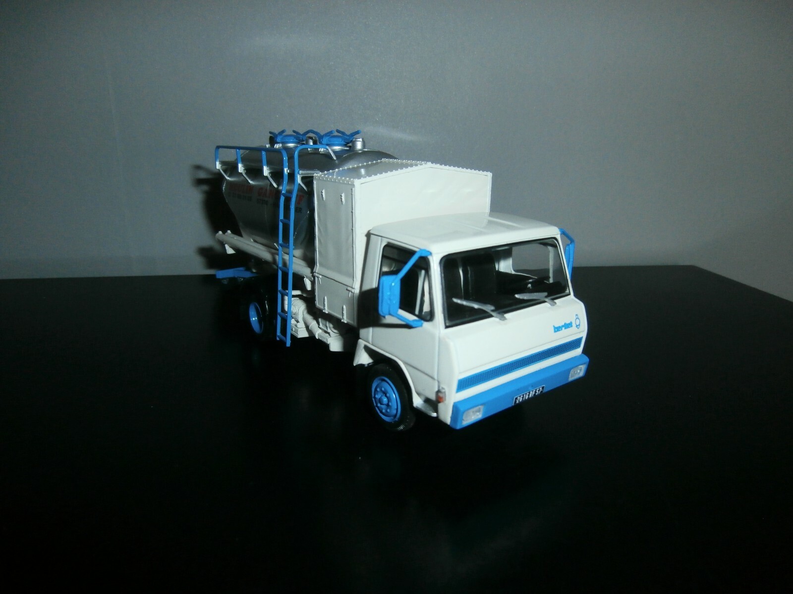 Camion Berliet 20 K Moulin Gangloff 1/43e, la nostalgie des routes de France