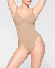 NEW, SKIMS Seamless Sculpt Thong Bodysuit Nude Adjustable Straps Shapewear