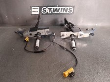 INFINITI QX30 BONNET HINGE/STRUT H15, 09/16-06/19 16 17 18 19