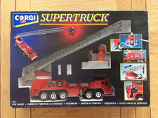 CORGI SUPERTRUCK.  FIRE ENGINE. EXTENDING LADDER.  BOXED.