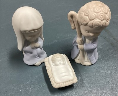 Small Nativity Manger Minute Christmas Scene 3 1/2 