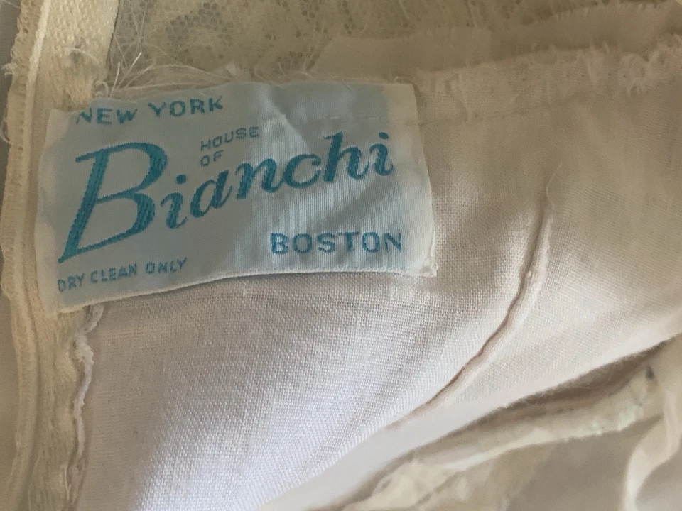 Exquisite, VintageWedding Gown by New York/Boston House of Bianchi Stunning - Image 2 of 4