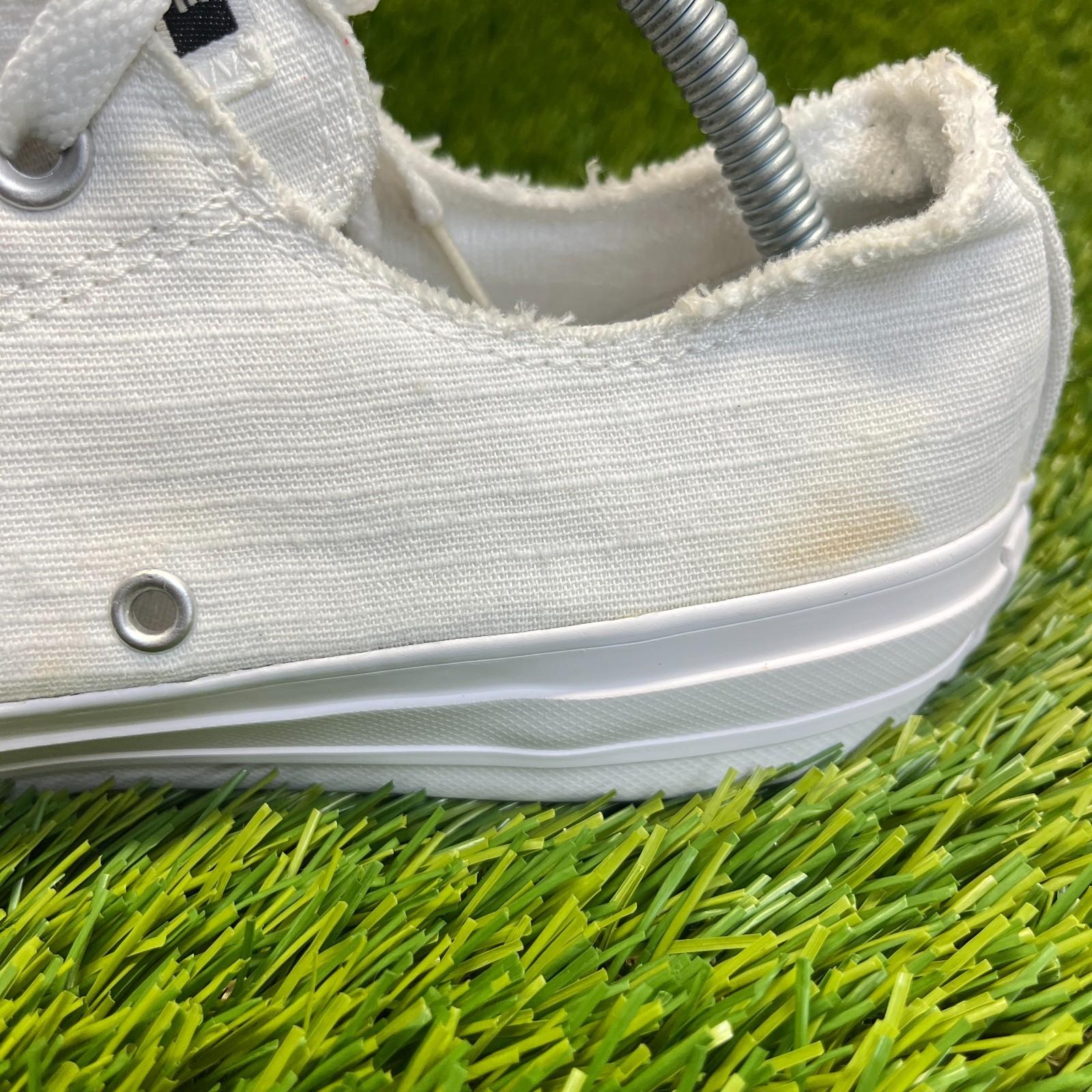 Converse Chuck Taylor All Star Low Womens Size 10 White Athletic Shoes Sneakers thumbnail 5