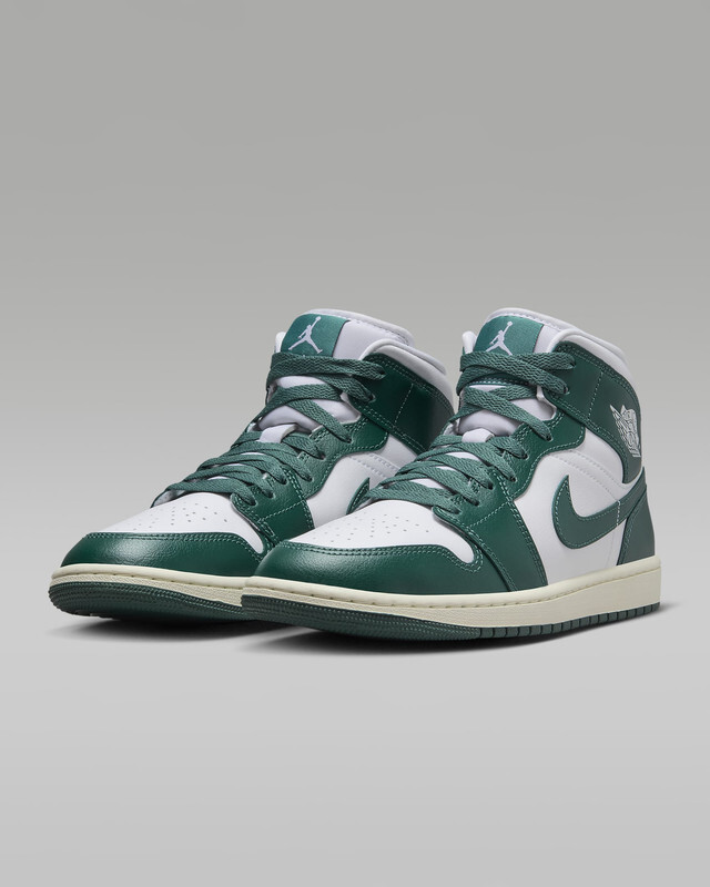WOMENS AIR JORDAN 1 MID_WHITE/OXIDIZED GREEN-SAIL BQ6472-133 WOMENS AIR JORDAN 1 MID_WHITE/OXIDIZED GREEN-SAIL BQ6472-133