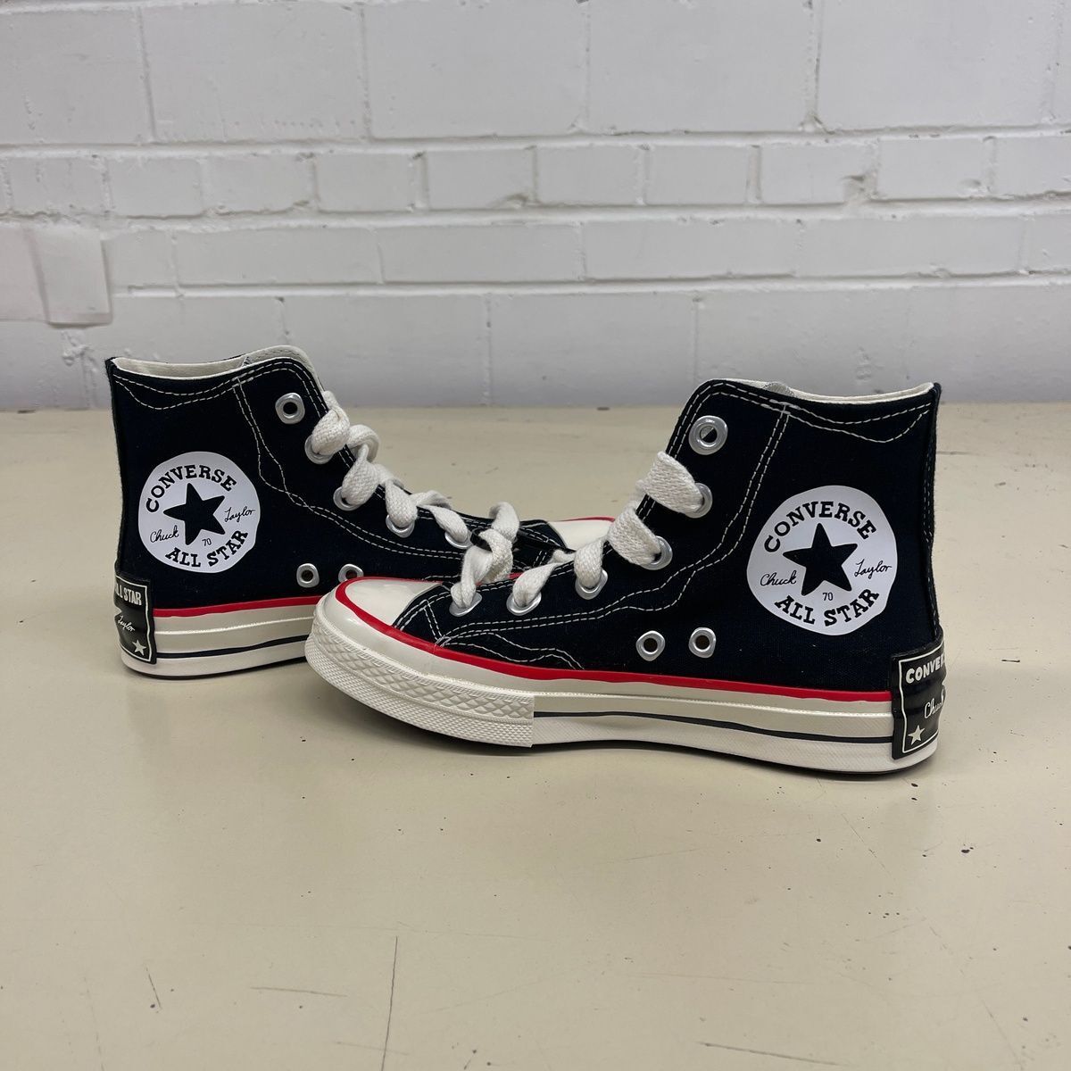 CONVERSE Chuck 70 Hi Sketch Sneaker Unisex Size US W7/M5