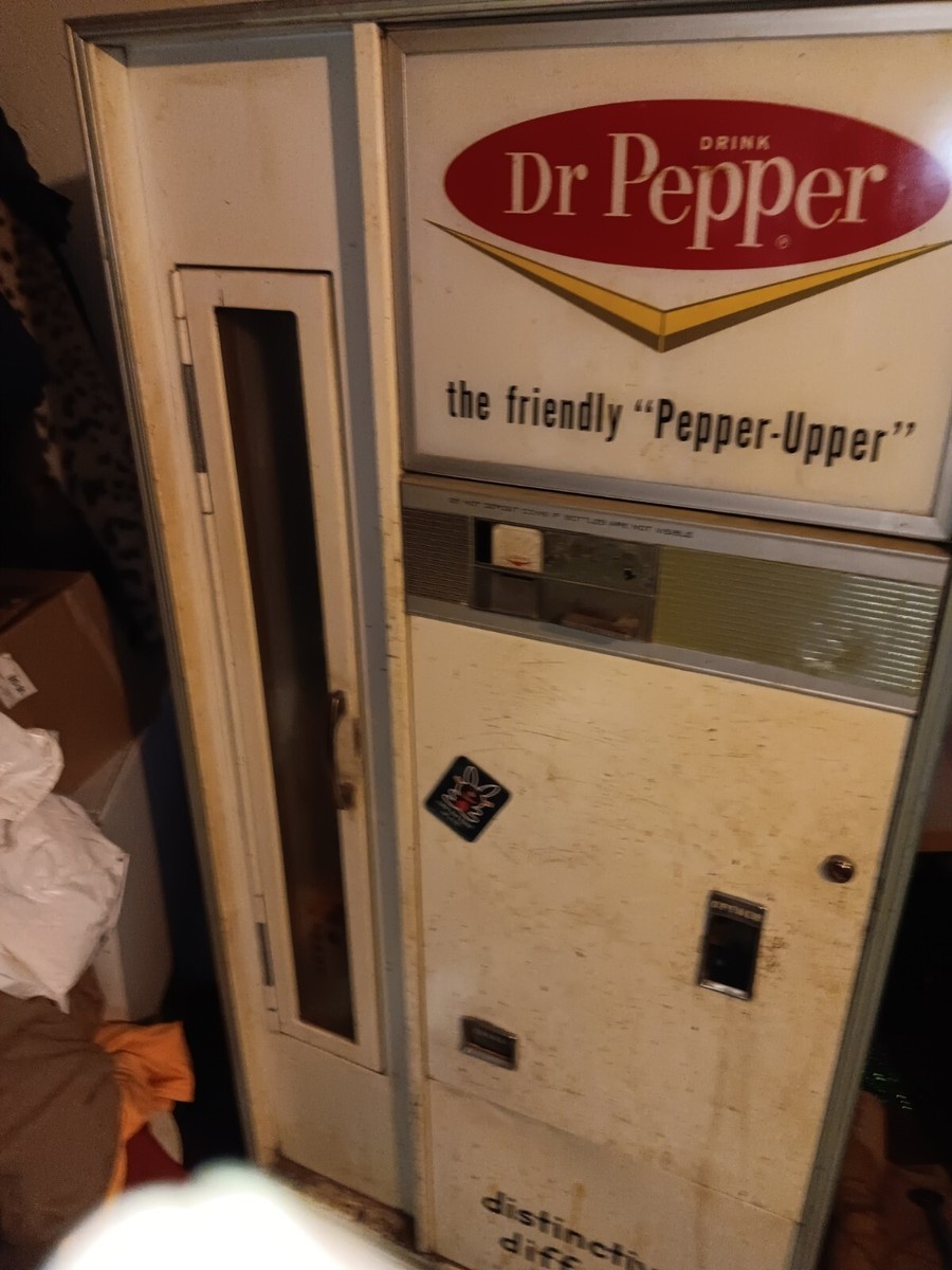 Working 1960's Dr. Pepper Bottle Vendolator Model VFA-56D-A 15
