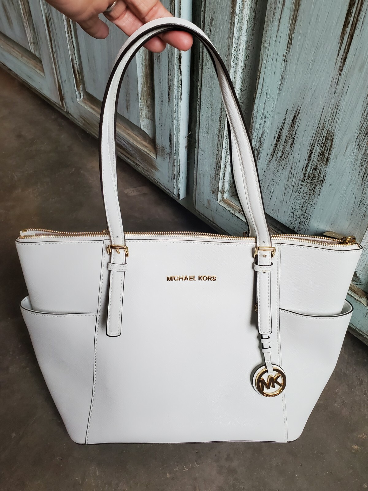 louis vuitton black metis