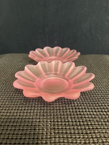 Indians Tiara Glass Heirloom Pink Candle Holders - Picture 2 of 3