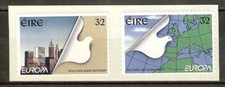 IRLANDE N°898/899** (auto-adhésifs) - COTE 6.00 €