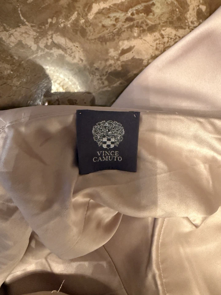 Vestido formal para mujer Vince Camuto talla 6 vestido de encaje con lentejuelas doradas Foto 4 de 4