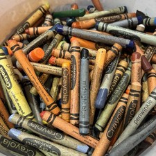 Huge lot Hundreds vintage mid-century crayons Crayola Binney Smith Used 1950s