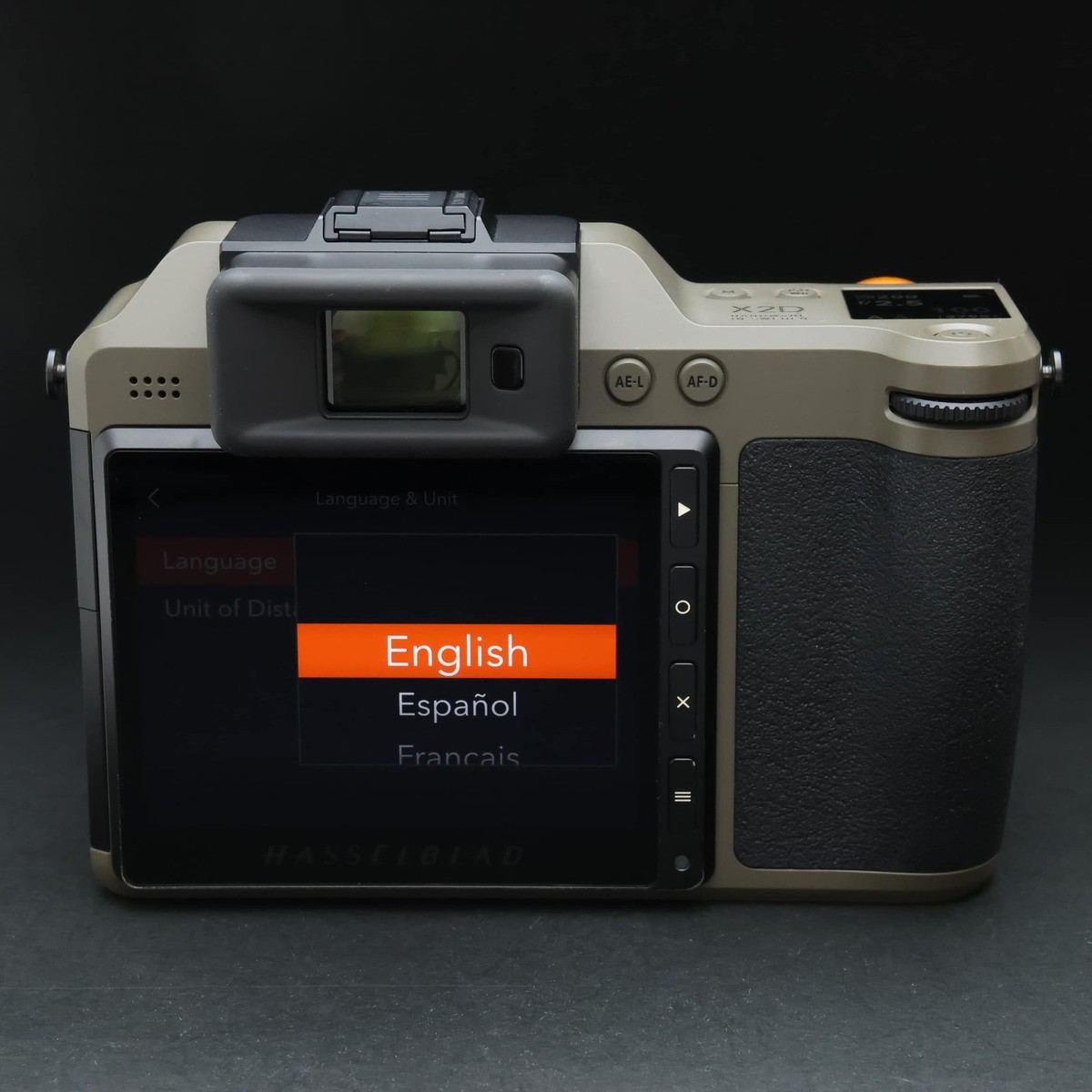 Hasselblad X2D 100C Earth Explorer Ltd Edition Lens Kit shutter