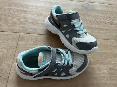 Nike Performance Revolution 2 Gr.  26