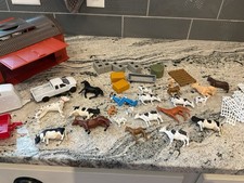 New Ray Toy Carrying Barn Farm Playset Animals Trailer Truck Tractor Fences